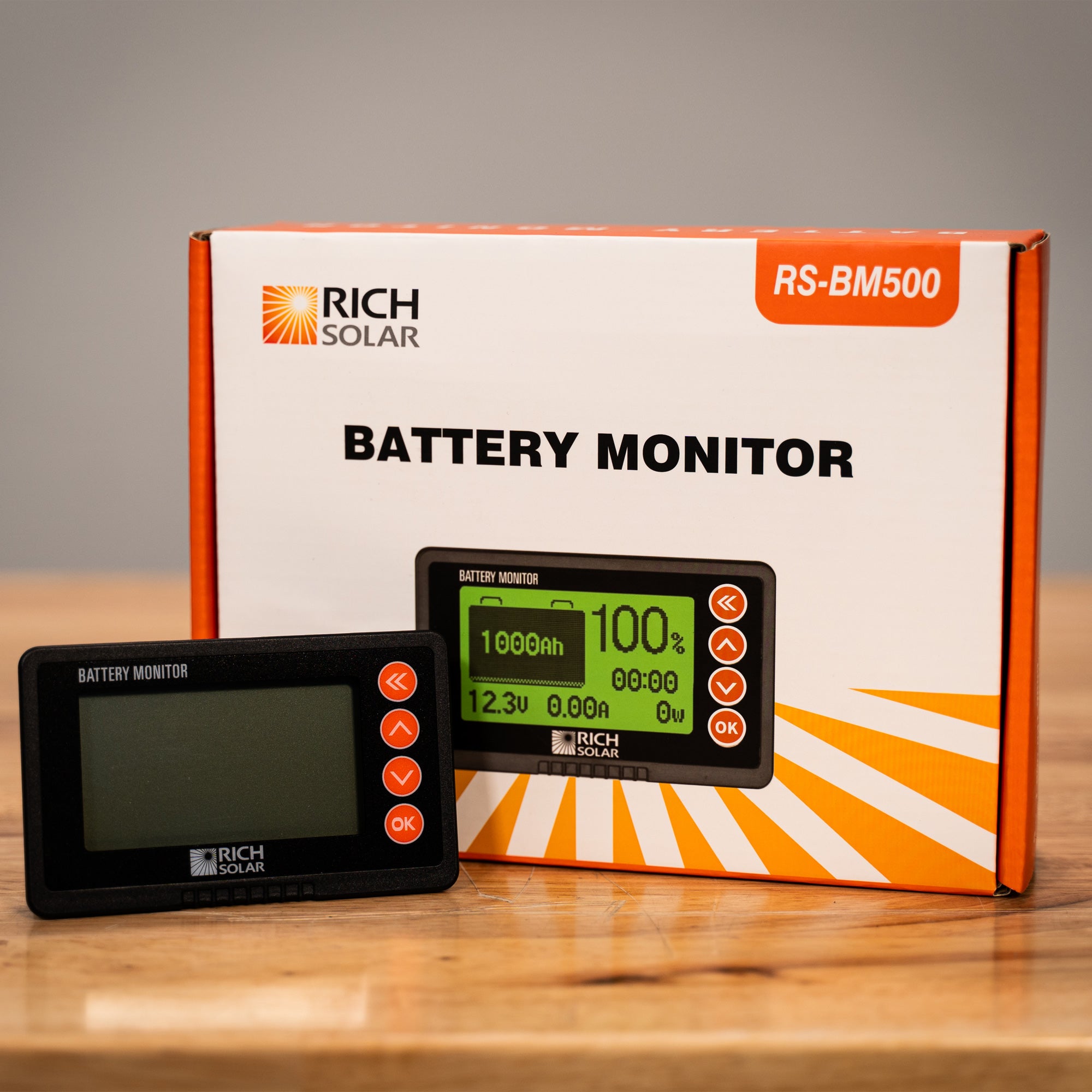 Rich Solar RS-BM500 battery monitor with packaging box