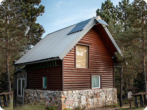 MEGA 130 SLIM solar panel on off-grid cabin