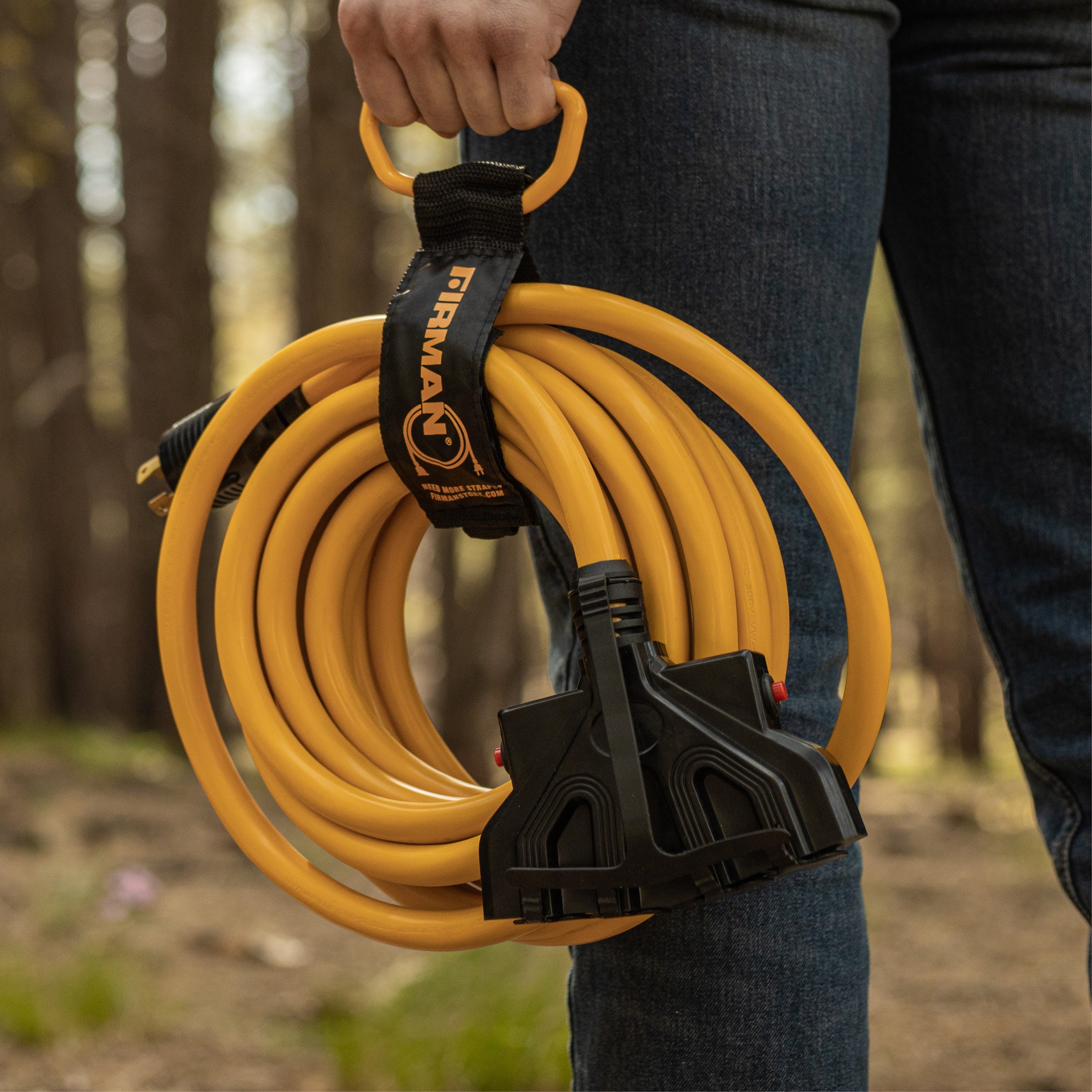 25ft Heavy Duty L14-30P to (4) 5-20R Power Cord With Storage Strap