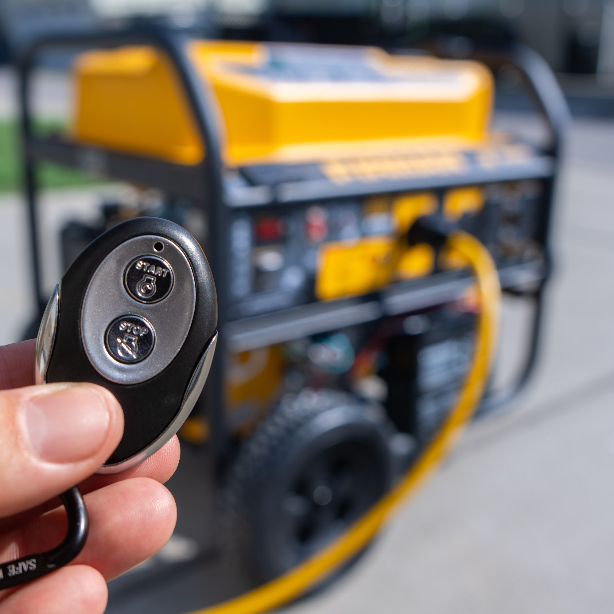GAS PORTABLE GENERATOR 8375/6700W REMOTE START WITH CO ALERT